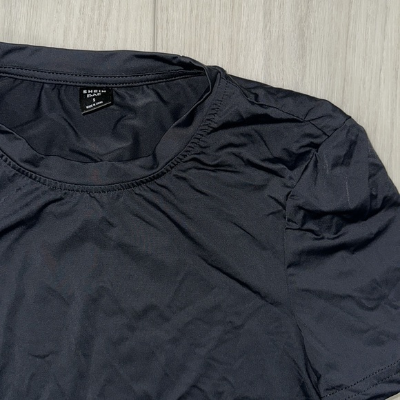 Fitted Top - Black - Picture 2 of 3